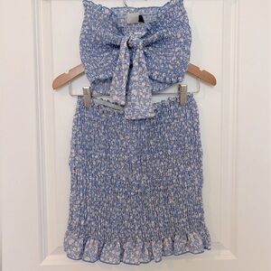 NWT Windsor Ditsy Floral Smocked Mini 
Skirt Medium & Tube Top Small Light Blue